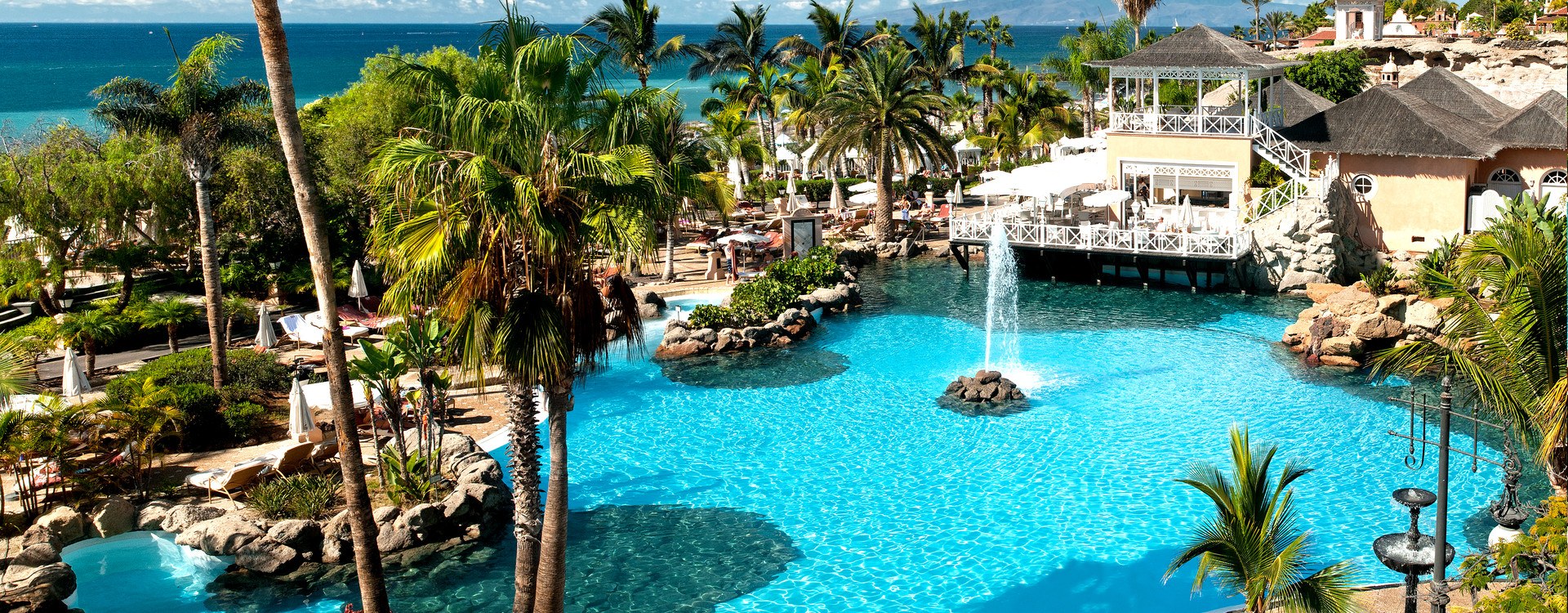 Gran Hotel Bahia Del Duque территория