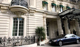 Отель в Париже Shangri-La