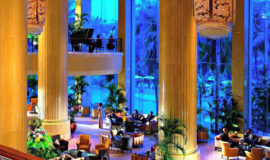 Shangri-La Hotel Singapore лобби