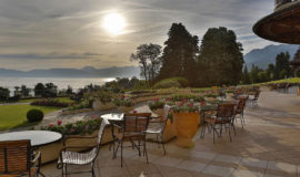 Вид на озеро из Hotel Royal — Evian Resort