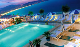Radisson Blu Hotel, Nice бассейн