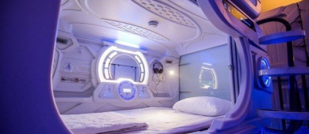Футуристический капсульный отель в Киеве