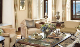 Four Seasons Hotel Istanbul at the Bosphorus Атик Паша Сьют