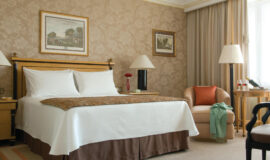 Номер в Four Seasons Hotel Ritz Lisbon